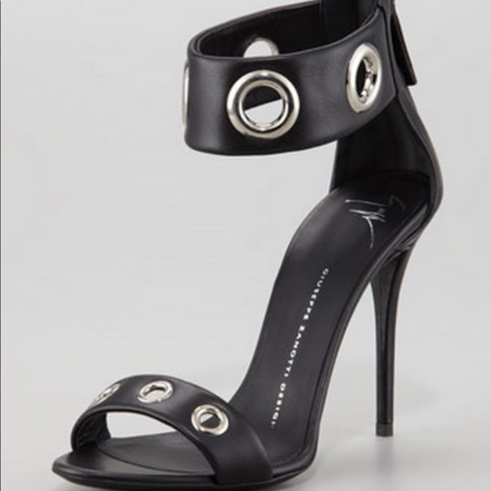 Giuseppe zanotti Roma ring heels with ankle strap